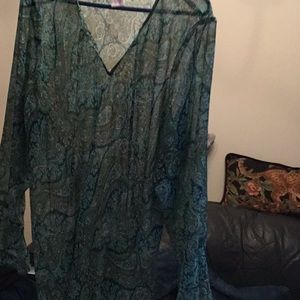 Green paisley long sleeve sheer top Size 1X EUC